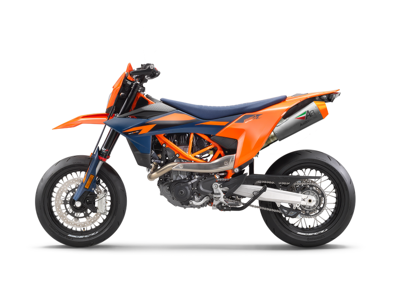 2026- 690 SMC R Slip-on